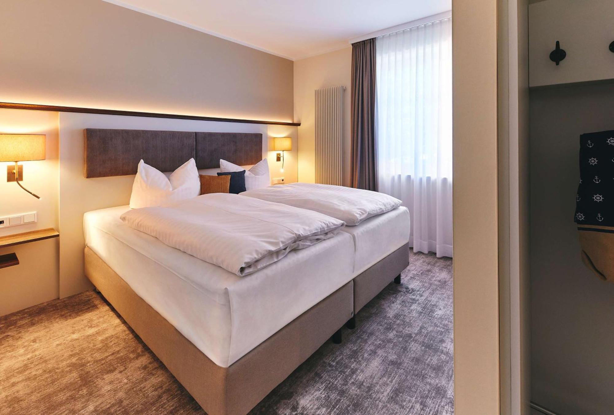 Dorint Strandresort & Spa Ostseebad Wustrow Wustrow  Buitenkant foto
